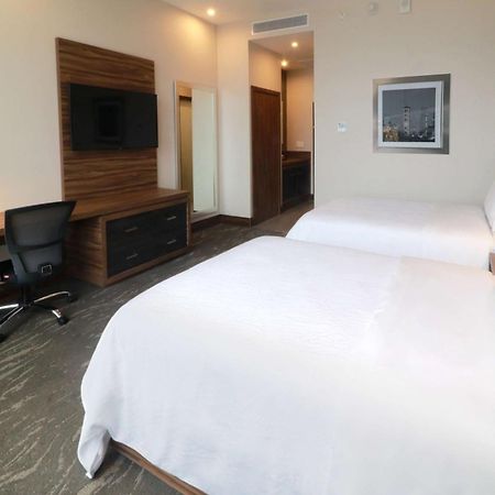 Hilton Garden Inn Monterrey Obispado Exterior foto